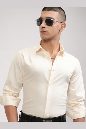 Highlander Men Slim Fit Spread Collar Textured Cotton Formal Shirt