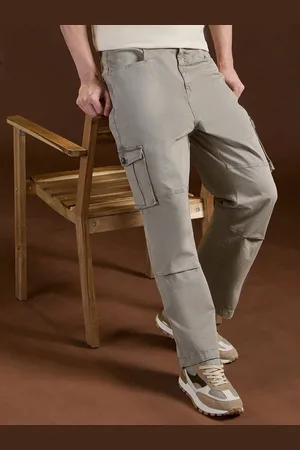 The Bear House Men Cotton Solid Straight Fit Cargo Pants Trousers
