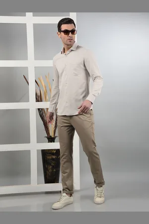 Crimsoune Club Men Classic Slim Fit Spread Collar Textured Cotton Casual Shirt