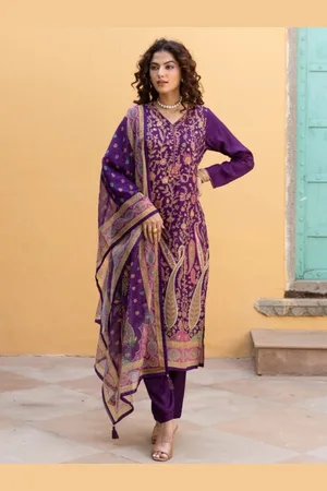 AUTUMN LANE Women Floral Printed Regular Pure Cotton Kurta with Trousers & With Dupatta