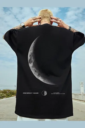 HERE&NOW Men Graphic Printed Round Neck Oversized T-shirt