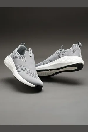 U.S. Polo Assn. Men Grey Solid Walking Shoes