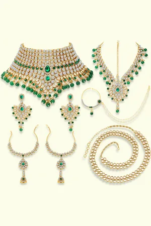 Peora Gold-Plated Stone Studded Jewellery Set