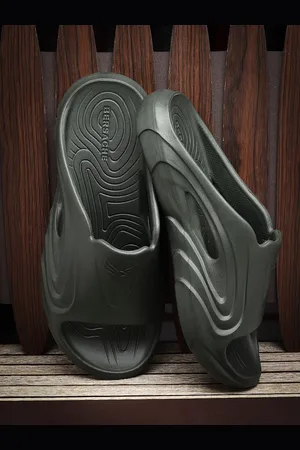 Bersache Men Clogs