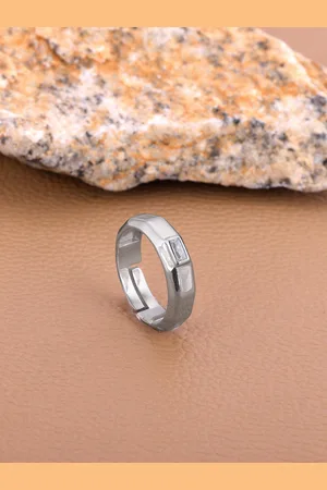 GIVA Men 92.5 Sterling Silver Rhodium-Plated Artificial-Stones Studded Band Finger Ring