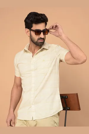 Crimsoune Club Men Classic Slim Fit Spread Collar Textured Cotton Casual Shirt