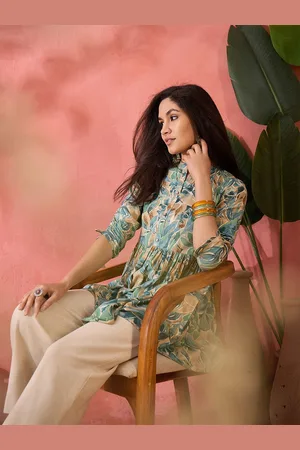 Sangria Printed Short Tops