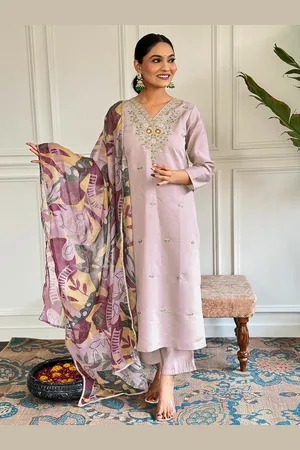 choiceit Women Floral Embroidered Regular Thread Work Kurta with Pyjamas & With Dupatta