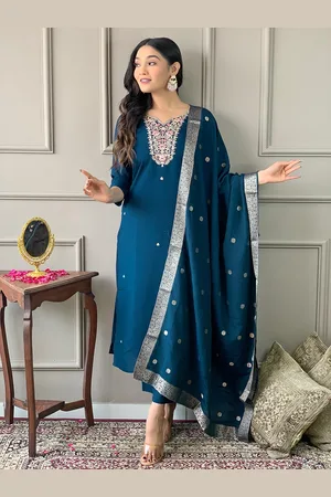 choiceit Women Floral Embroidered Regular Thread Work Kurta with Pyjamas & With Dupatta