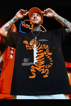 HERE&NOW Men Graphic Printed Round Neck Oversized T-shirt
