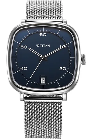 Titan Men Brass Dial & Stainless Steel Bracelet Style Straps Analogue Watch 1885SM02