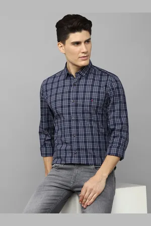 Louis Philippe Men Slim Fit Spread Collar Tartan Checked Cotton Casual Shirt