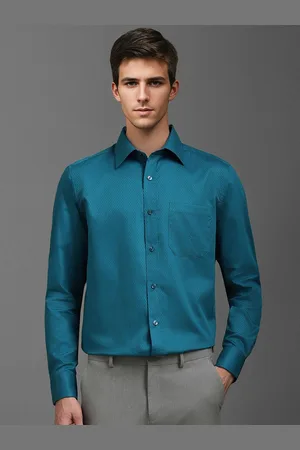 Louis Philippe Men Classic Spread Collar Solid Cotton Formal Shirt