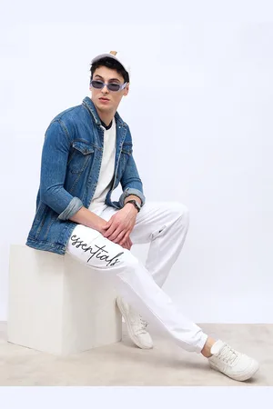 Styli Men Slogan Print Oversized Jogger With Slip Pocket