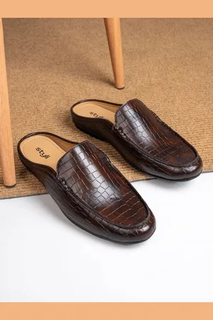 Styli Men Faux Leather Textured Mules