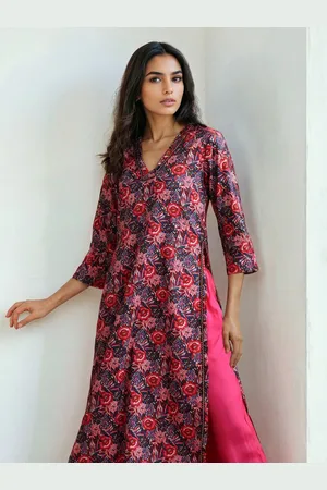 trueBrowns Floral Printed High Slit Pure Cotton Kurta With Trousers