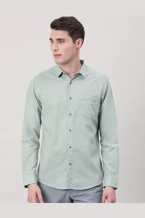 Crocodile Comfort Fit Spread Collar Opaque Casual Shirt