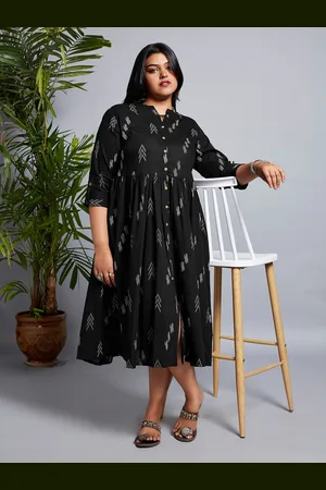 Globus Plus Size Mandarin Collar Roll-Up Sleeves Fit and Flare Dress