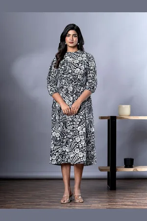 Kalini Print Halter Neck Fit & Flare Maxi Dress