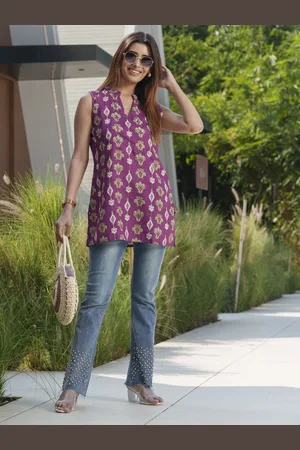 Sangria Women Floral Printed Cotton Straight Tunic