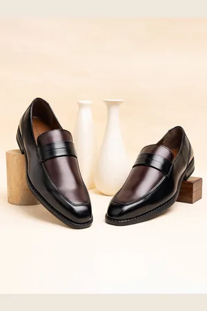 LOUIS STITCH Men Brown and Black Formal Dual Shade Slip-On Moccasin Shoes