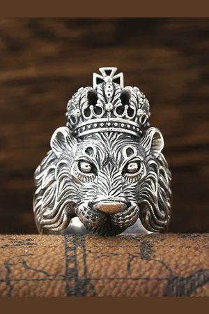 Saizen Men Sterling Silver King Lion Finger Ring
