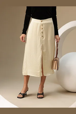 Chemistry Women Solid A-Line Skirt with Front Slit