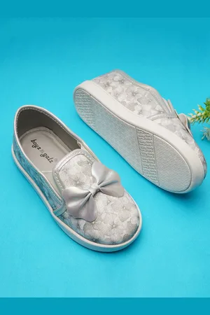 BOYZ N GALZ Girls Printed Bow Detailed Slip-On Sneakers