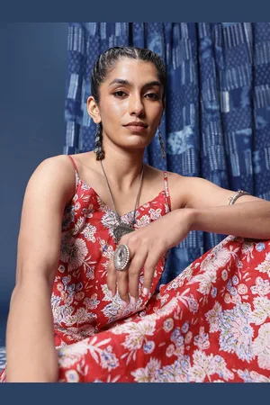 Taavi Floral Sanganeri Block Printed Pleated Pure Cotton Kurta with Trousers