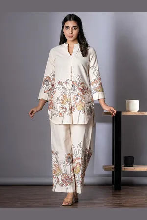 AUTUMN LANE Floral Printed V-Neck Pure Cotton Top With Trousers