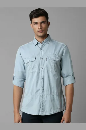 Louis Philippe Men Slim Fit Solid Pocket Detailing Pure Cotton Casual Shirt