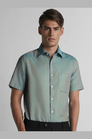 Louis Philippe Classic Textured Printed Spread Short Sleeves Collar Cotton Formal Shirt
