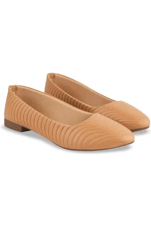 Shoetopia Girls Textured Ballerinas Flats