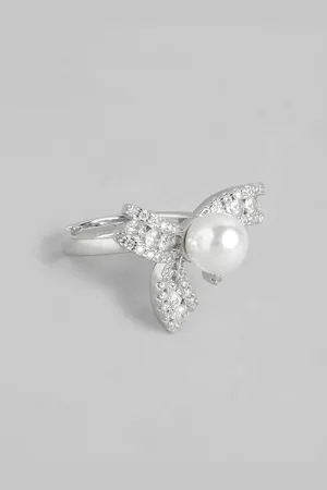 DressBerry Women Stone & Bead -Studded Bow-Shaped Adjustable Finger Ring