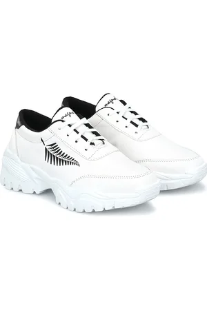 MAGNOLIA Women Sneakers