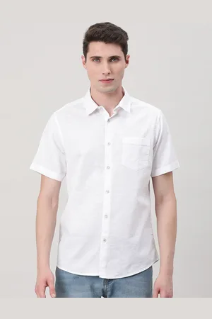 Crocodile Comfort Fit Spread Collar Opaque Casual Shirt