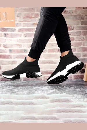 HERE&NOW Men Mesh Running Non-Marking Shoes