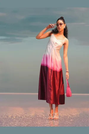 Chemistry 90s Hollaback Twisted Thoughts Shoulder Straps Colourblocked Maxi Dress