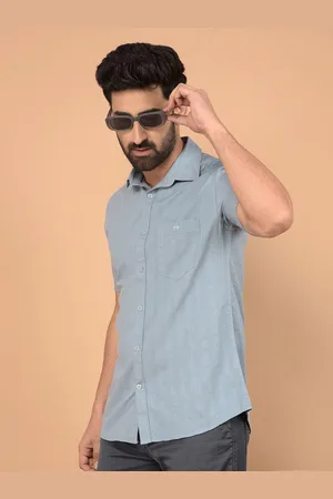 Crimsoune Club Men Classic Slim Fit Spread Collar Textured Cotton Casual Shirt