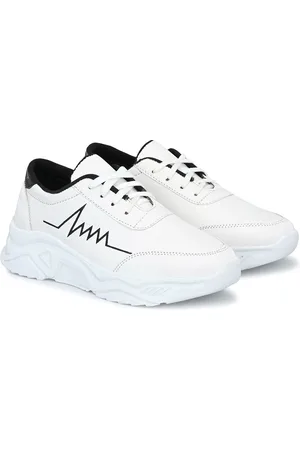 MAGNOLIA Women Sneakers