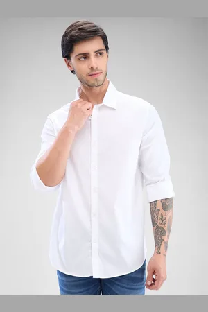 SPYKAR Men Slim Fit Opaque Solid Spread Collar Casual Shirt