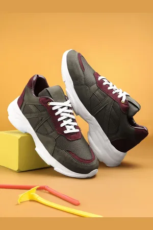 WOAKERS Men Colourblocked Leather Sneakers