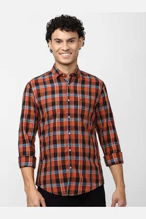 Peter England Men Slim Fit Buffalo Checks Cotton Casual Shirt