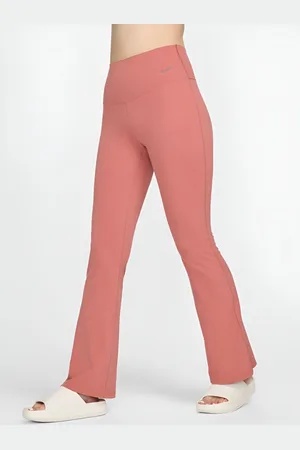 Nike Zenvy Women
