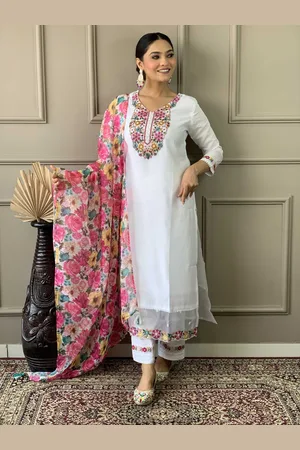 choiceit Women Floral Embroidered Regular Thread Work Chanderi Cotton Kurta with Pyjamas & With Dupatta
