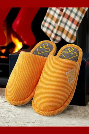 JENNA Women Self Design Winter Room Slippers