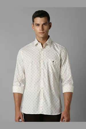 Louis Philippe Men Spread Collar Geometric Printed Cotton Slim Fit Casual Shirt