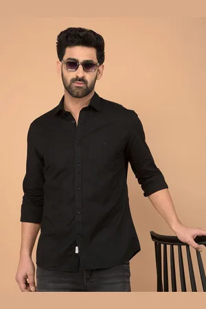 Crimsoune Club Men Classic Slim Fit Spread Collar Textured Cotton Casual Shirt