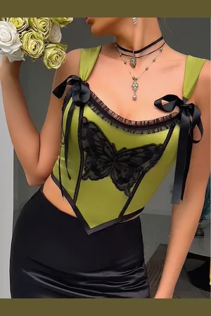 LULU & SKY Women Floral Print Crop Top