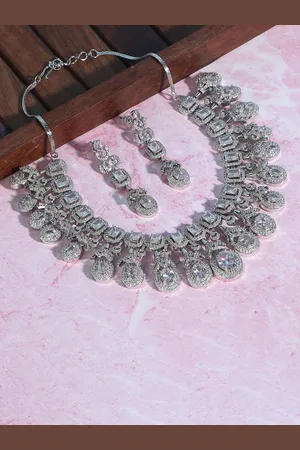 AURAA Trends Silver-Plated Kundan Stone Studded Jewllery Set